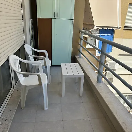 Sunrise Apartment Near The Center Tirana Exterior photo