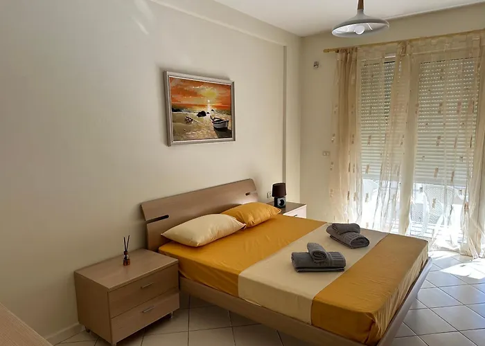 Sunrise Apartment Near The Center